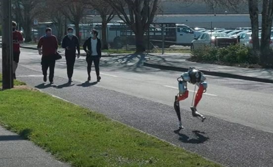 روبوت أمريكي يحطم رقما قياسيا في سرعة الركض ويصل لموسوعة جينيس
